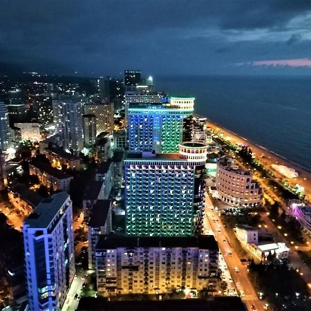 Orbi City Sun Tower 43 Floor Batoumi Extérieur photo