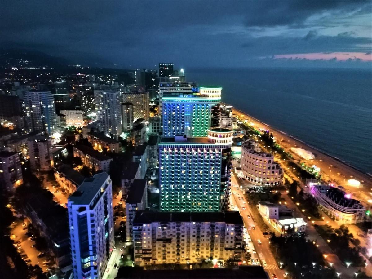 Orbi City Sun Tower 43 Floor Batoumi Extérieur photo