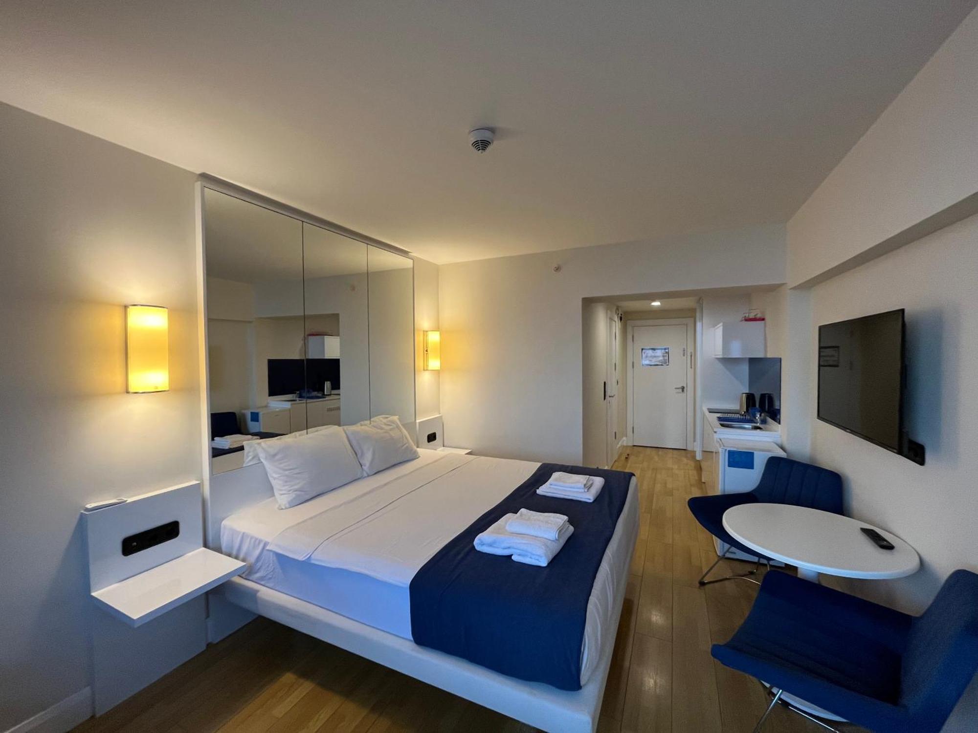 Orbi City Sun Tower 43 Floor Batoumi Extérieur photo